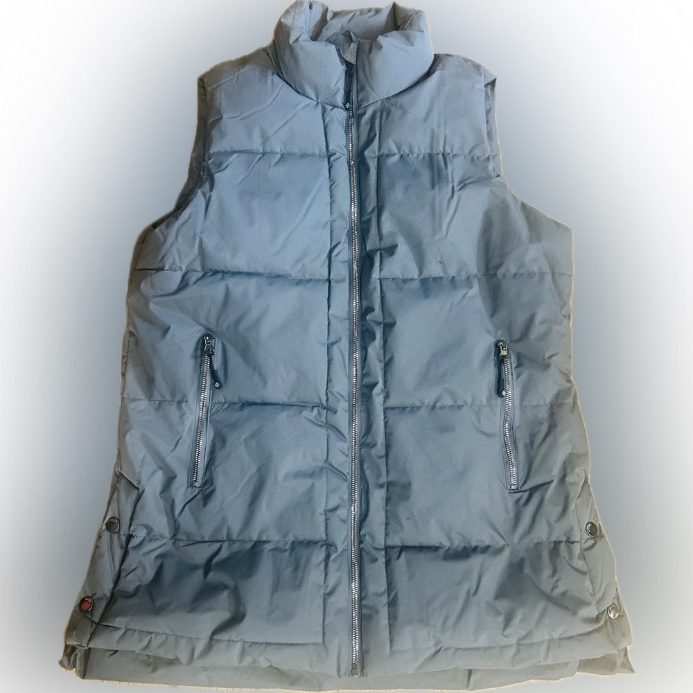 NWOT Big Chill SZ 1X Gray puffer vest w/gun metal zipper accents/bust 48” - Picture 2 of 8